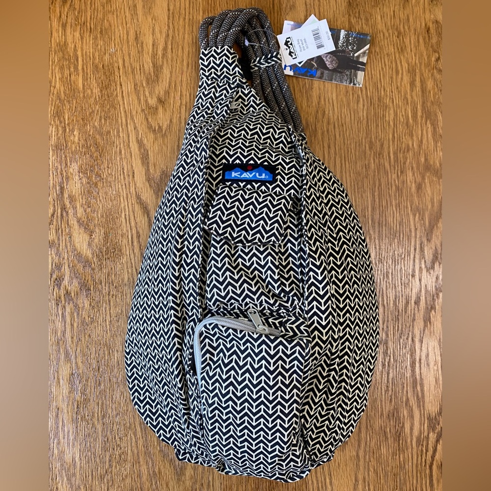 Kavu Monochrome Zigzag Backpack